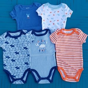 Dog themed bodysuit lot of 5
